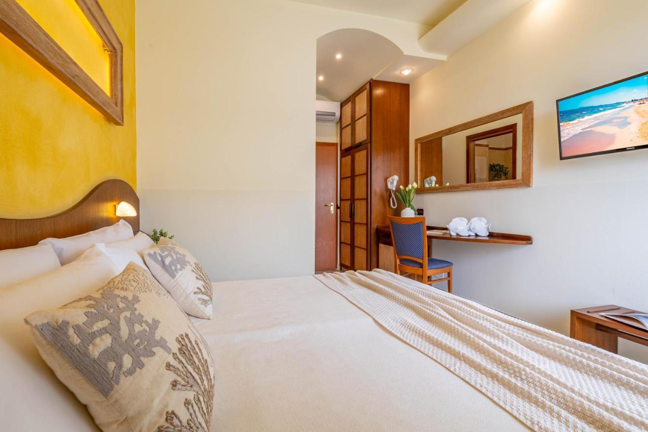 Hotel Smeraldo Cesenatico Ngoại thất bức ảnh