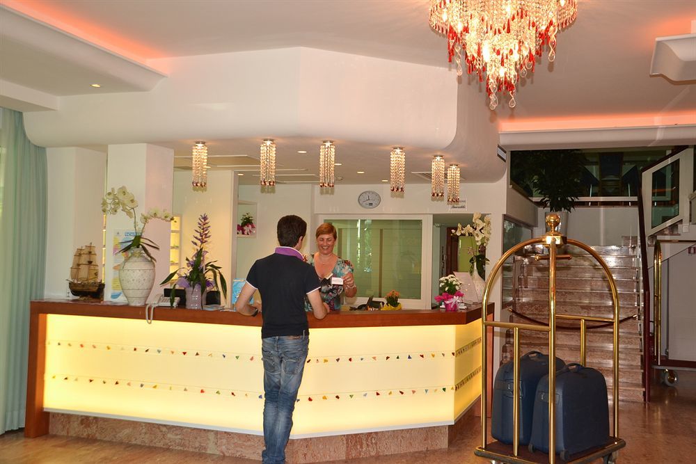 Hotel Smeraldo Cesenatico Ngoại thất bức ảnh
