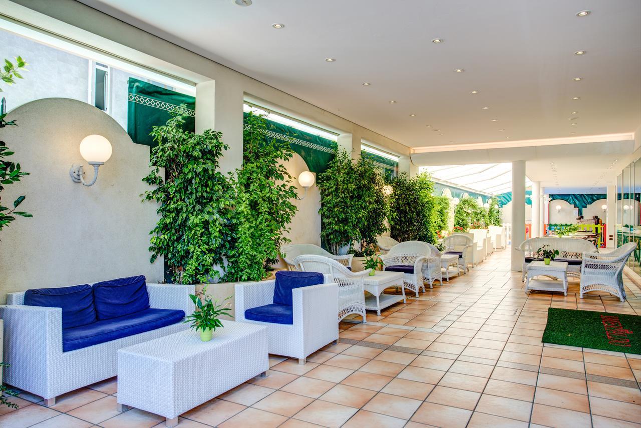 Hotel Smeraldo Cesenatico Ngoại thất bức ảnh